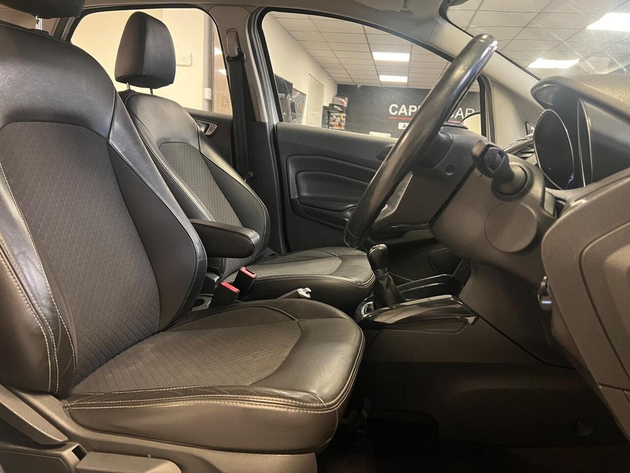 2016 Ford EcoSport, seat driver (photo 15 of 26)