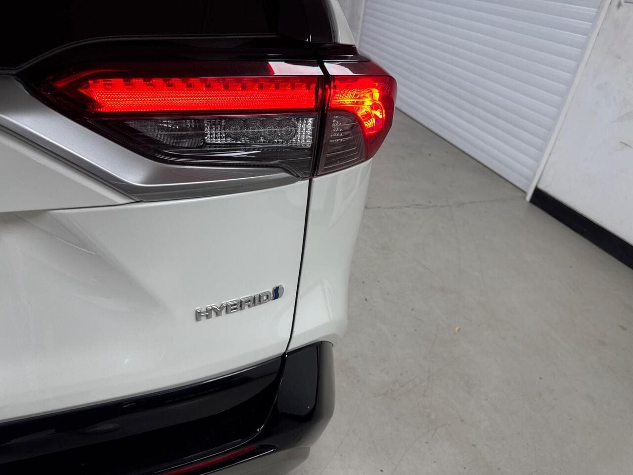 2022 Toyota RAV4 (photo 31 of 36)