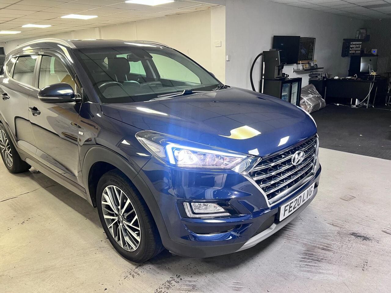 2020 Hyundai TUCSON, front right (photo 10 of 40)