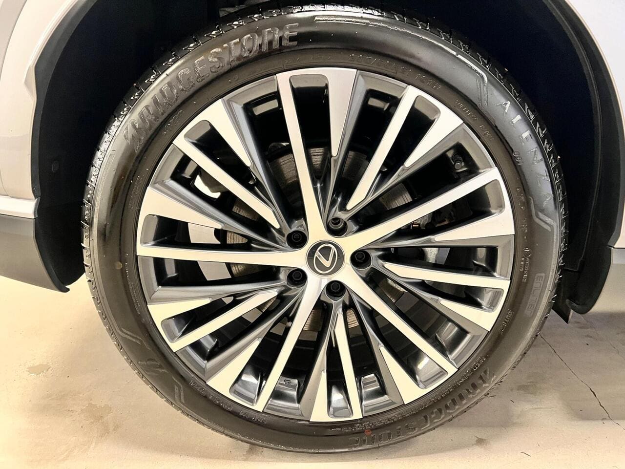 2024 Lexus RX, wheel (photo 57 of 57)
