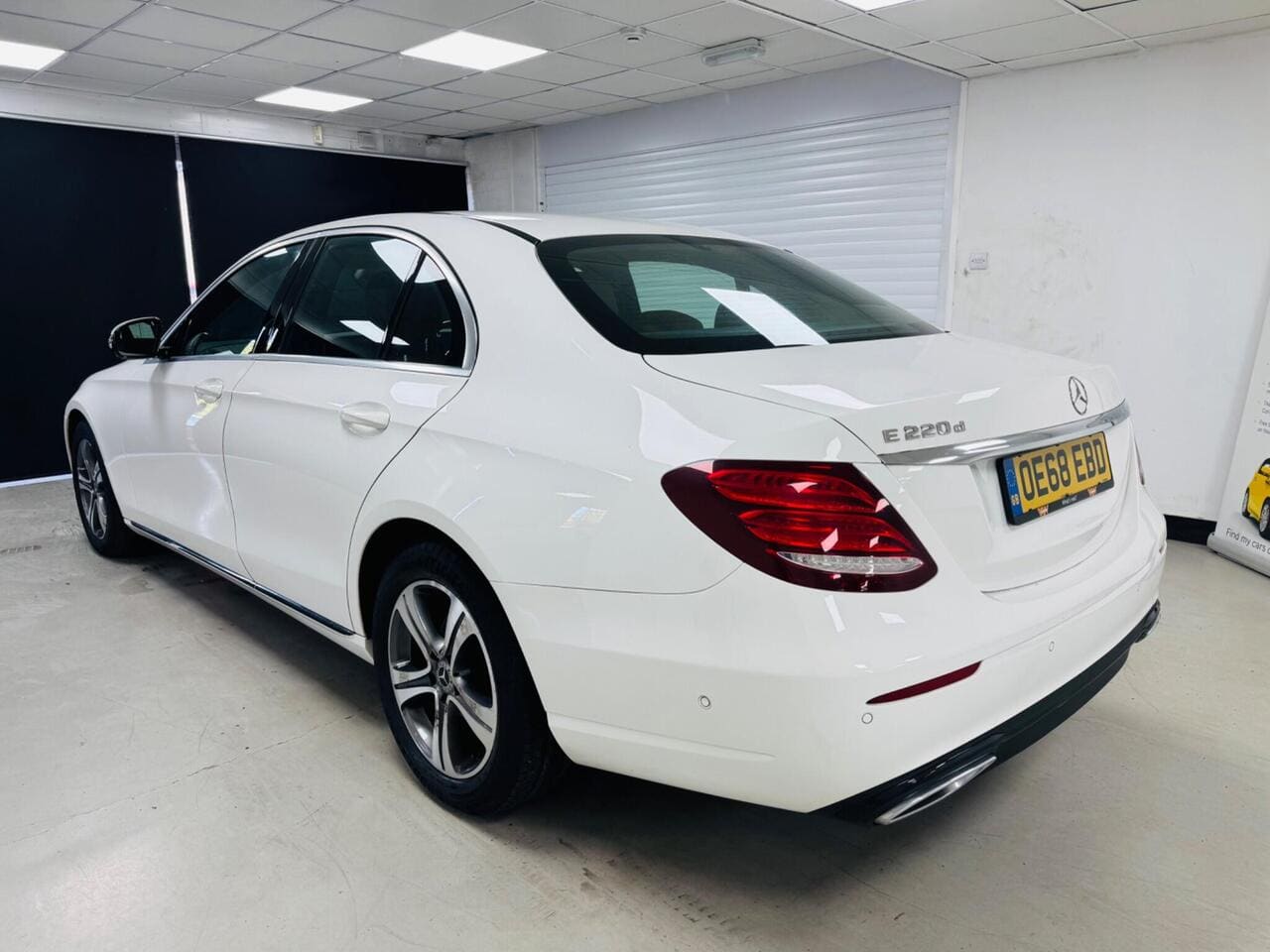 2018 Mercedes-Benz E Class, rear left (photo 4 of 36)