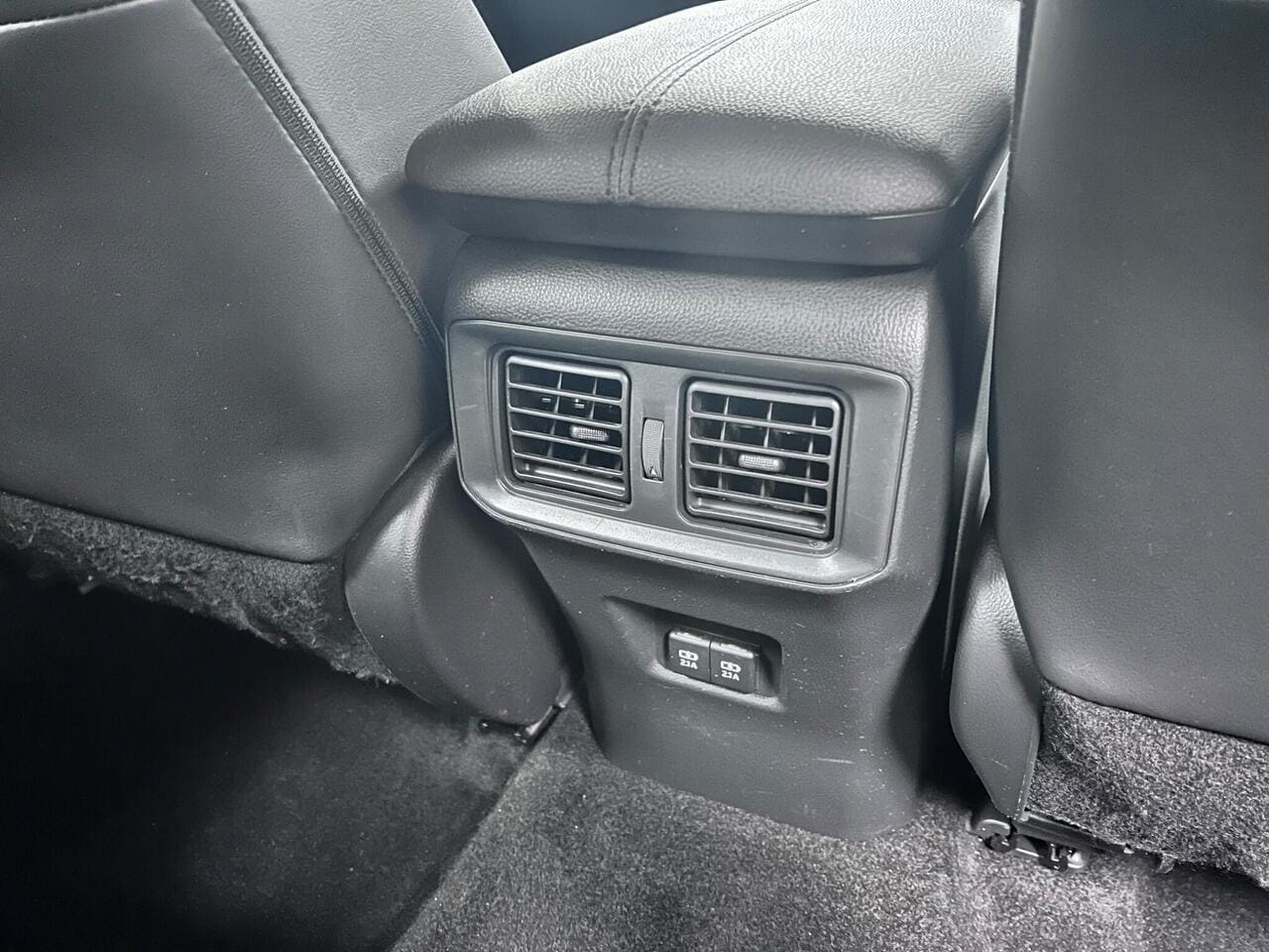2020 Toyota RAV4, misc controls (photo 21 of 43)