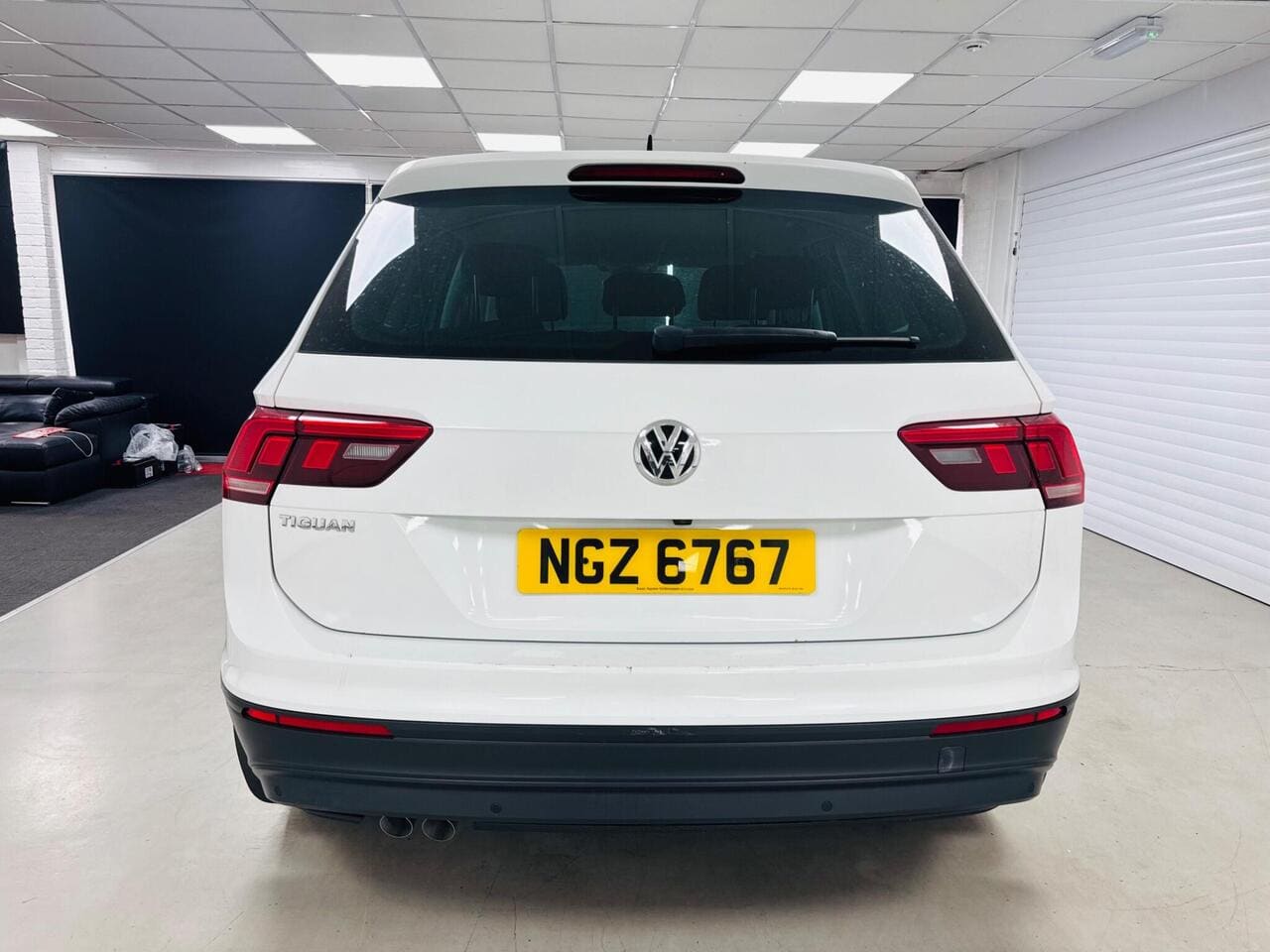 2019 Volkswagen Tiguan, rear (photo 5 of 28)