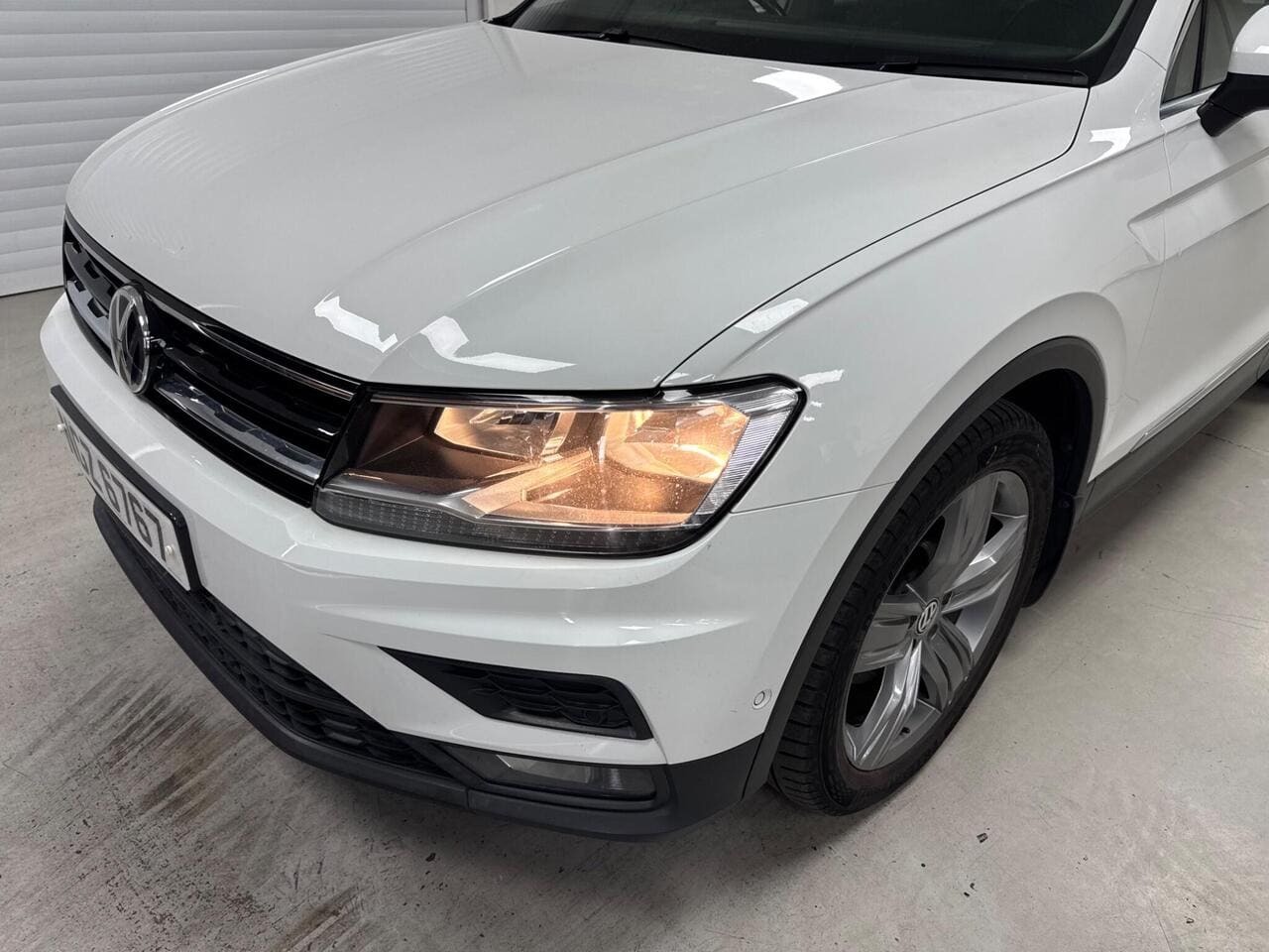 2019 Volkswagen Tiguan, lights front (photo 23 of 28)