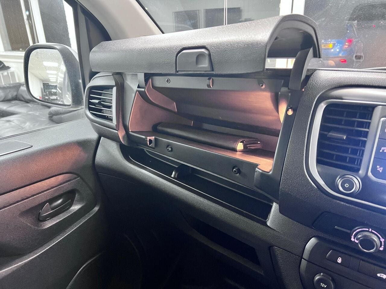 2023 Toyota ProAce (photo 13 of 36)