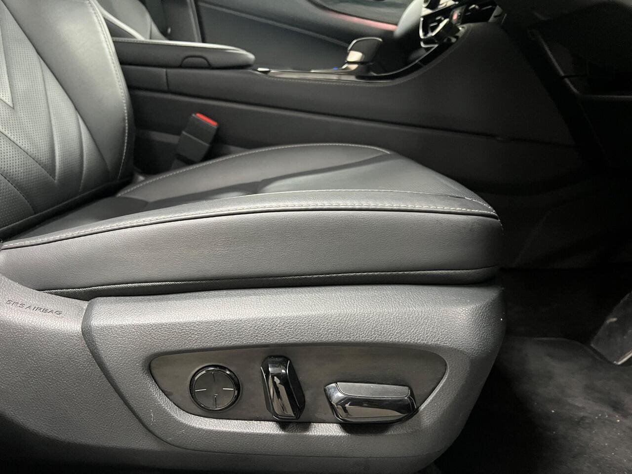 2022 Lexus NX, misc controls (photo 16 of 46)