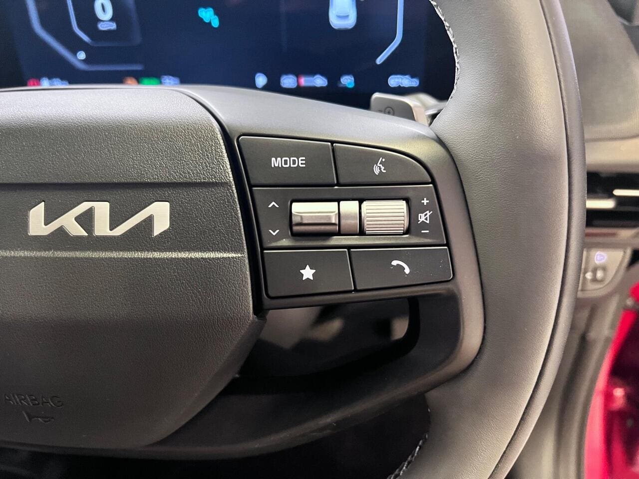 2025 Kia EV6, misc controls (photo 22 of 37)