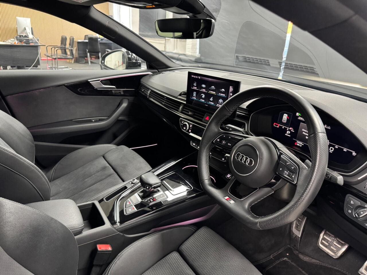 2023 Audi A5, interior front (photo 16 of 56)