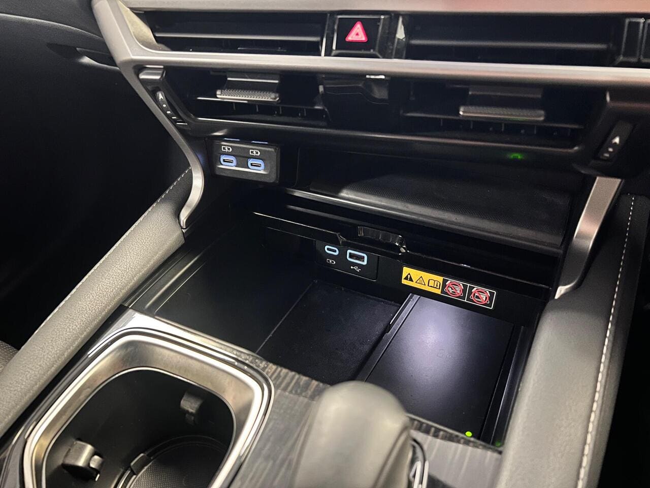 2024 Lexus RX (photo 52 of 57)