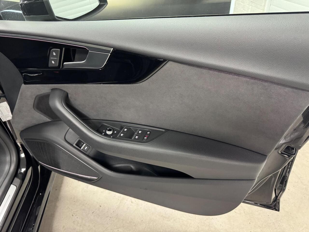 2023 Audi A5, door interior (photo 17 of 56)