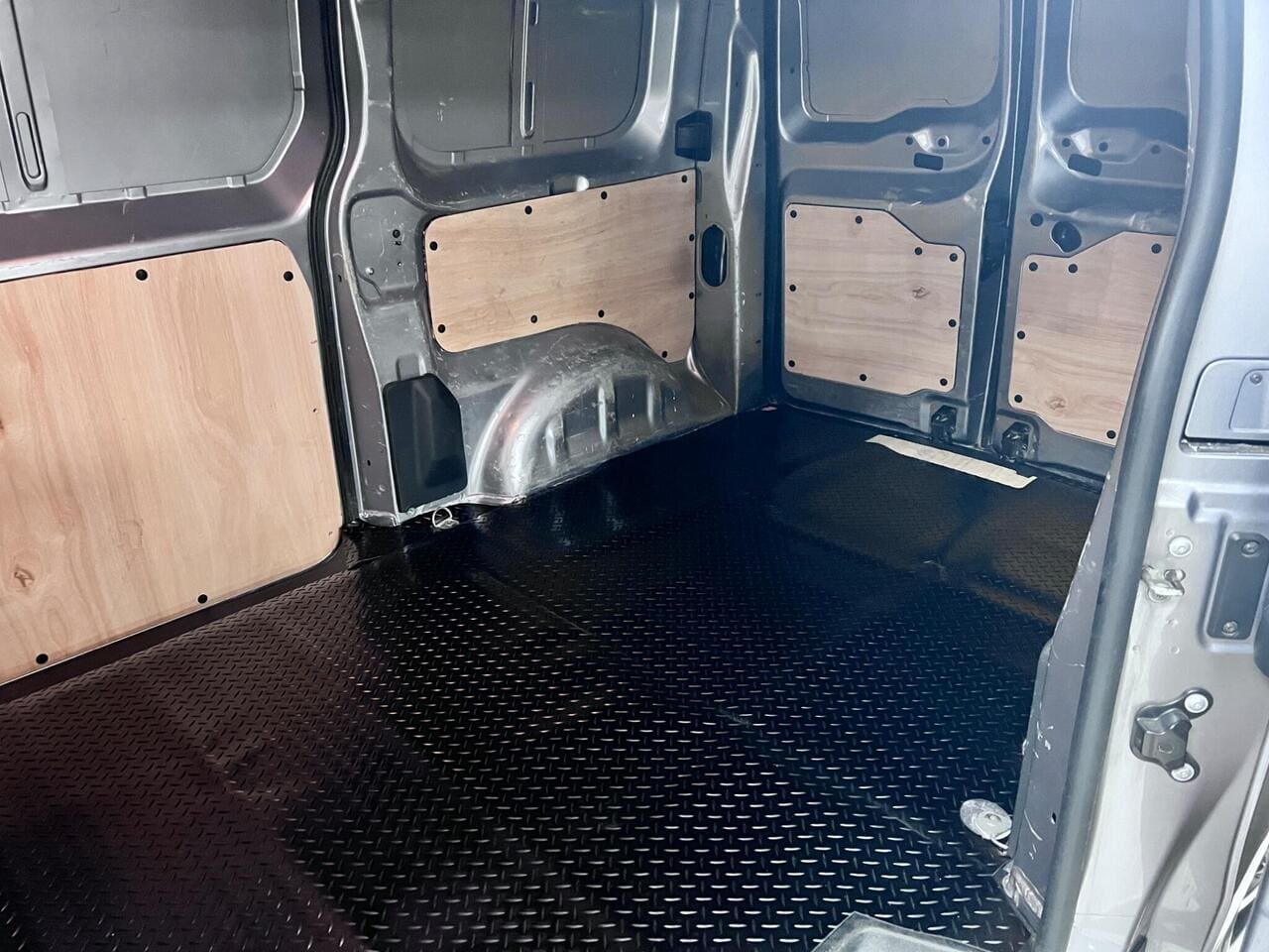2023 Toyota ProAce, cargo space (photo 23 of 36)
