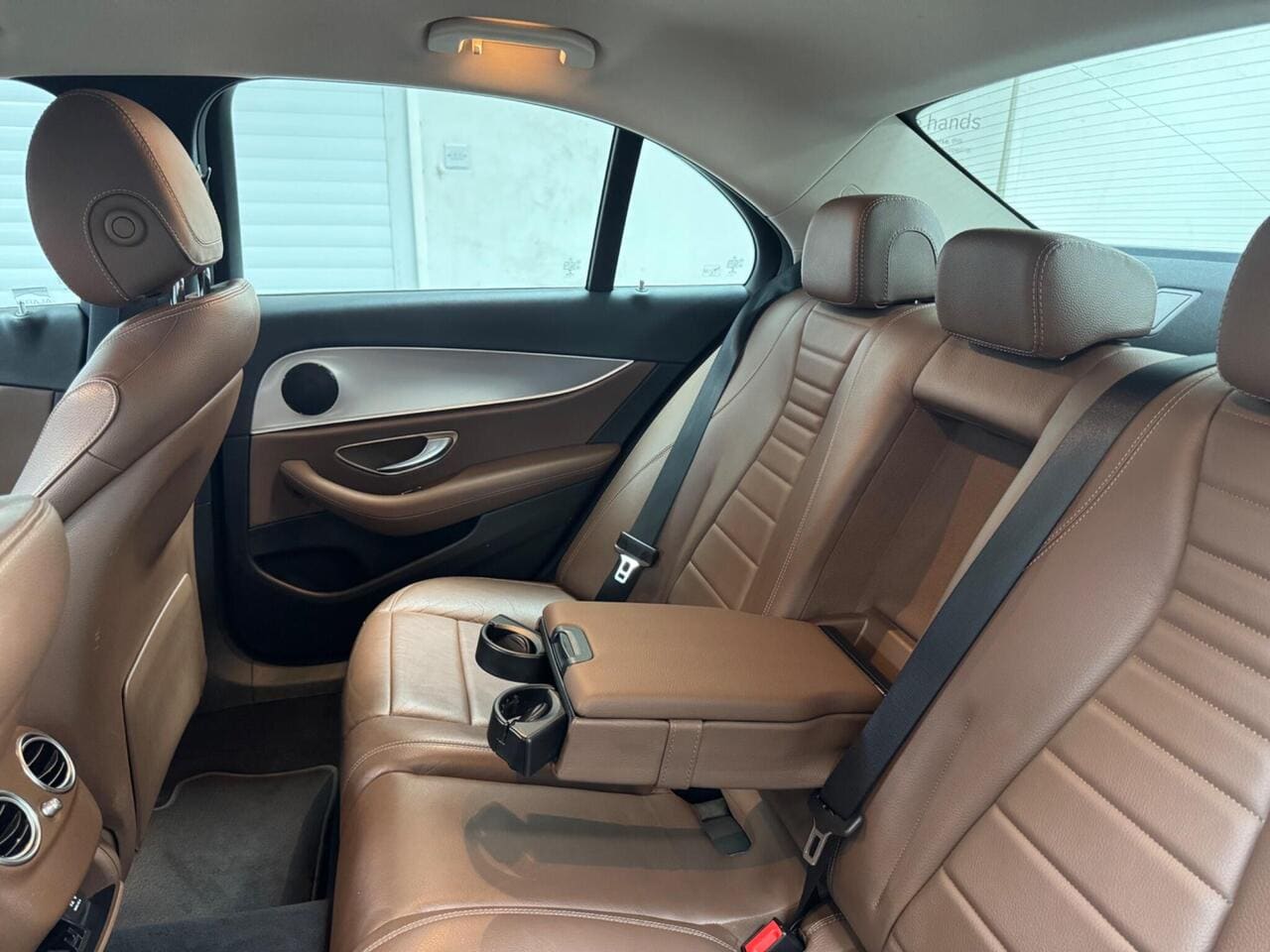 2018 Mercedes-Benz E Class, seats rear (photo 10 of 36)