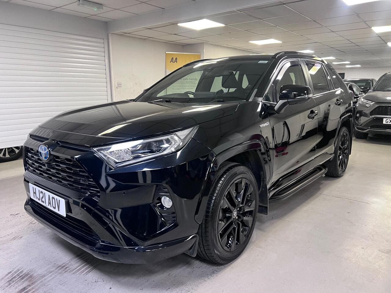 2021 Toyota RAV4, front left (photo 1 of 38)