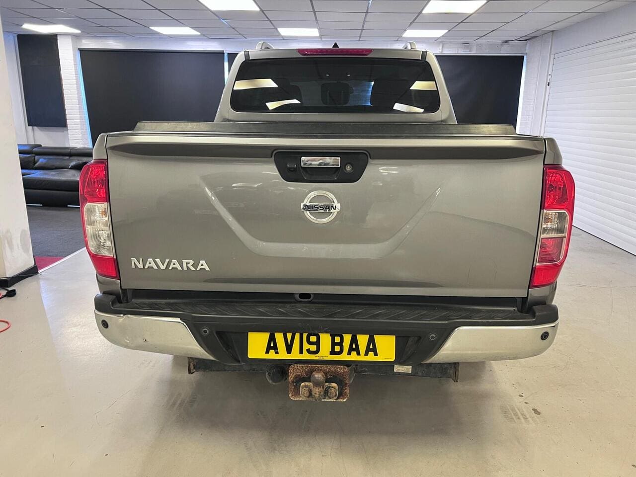 2019 Nissan Navara, rear (photo 6 of 33)