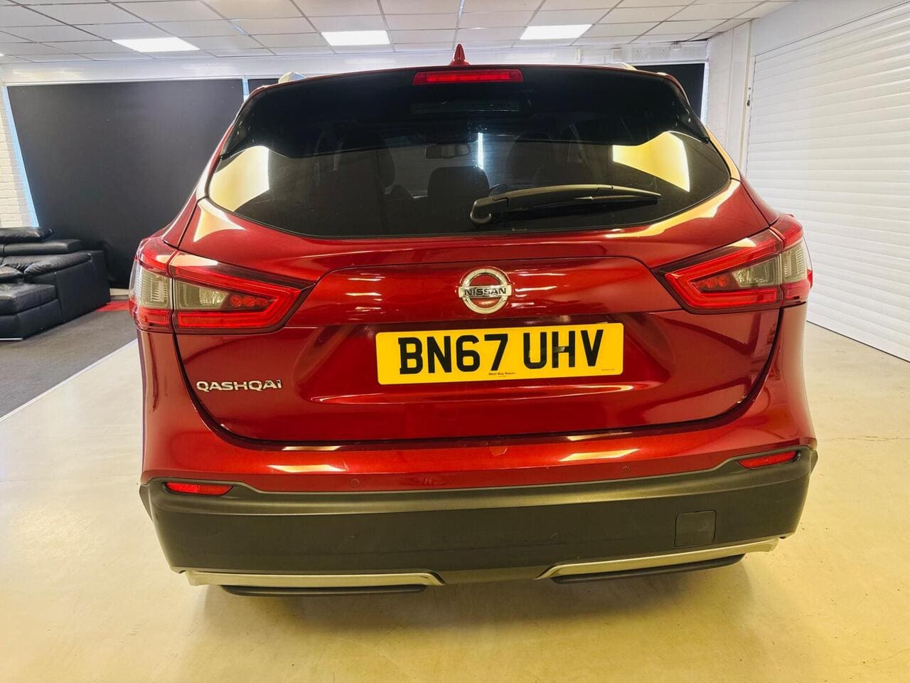 2017 Nissan Qashqai, rear (photo 5 of 36)