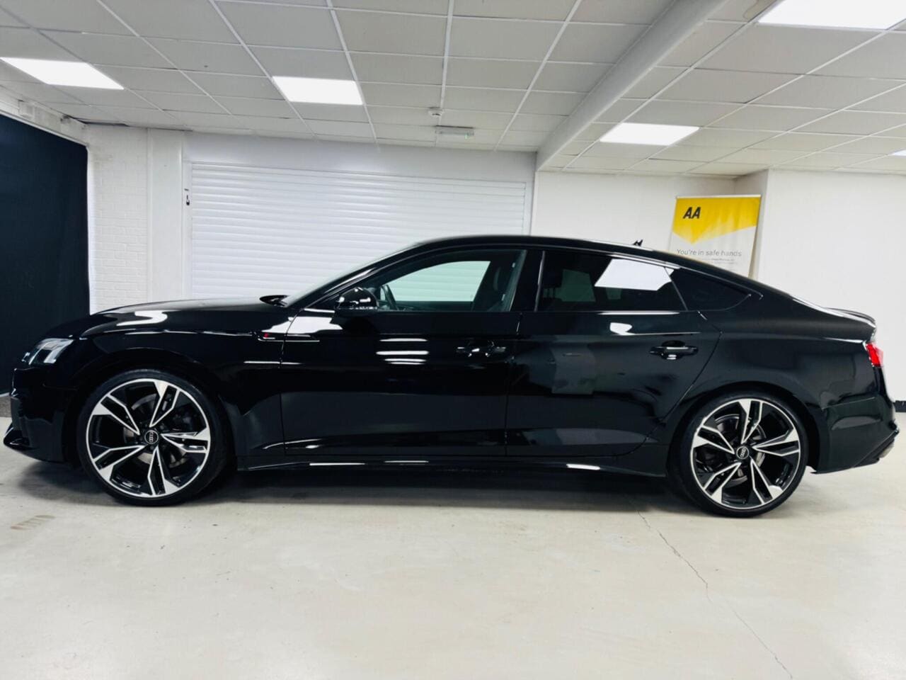 2023 Audi A5, side left (photo 3 of 56)