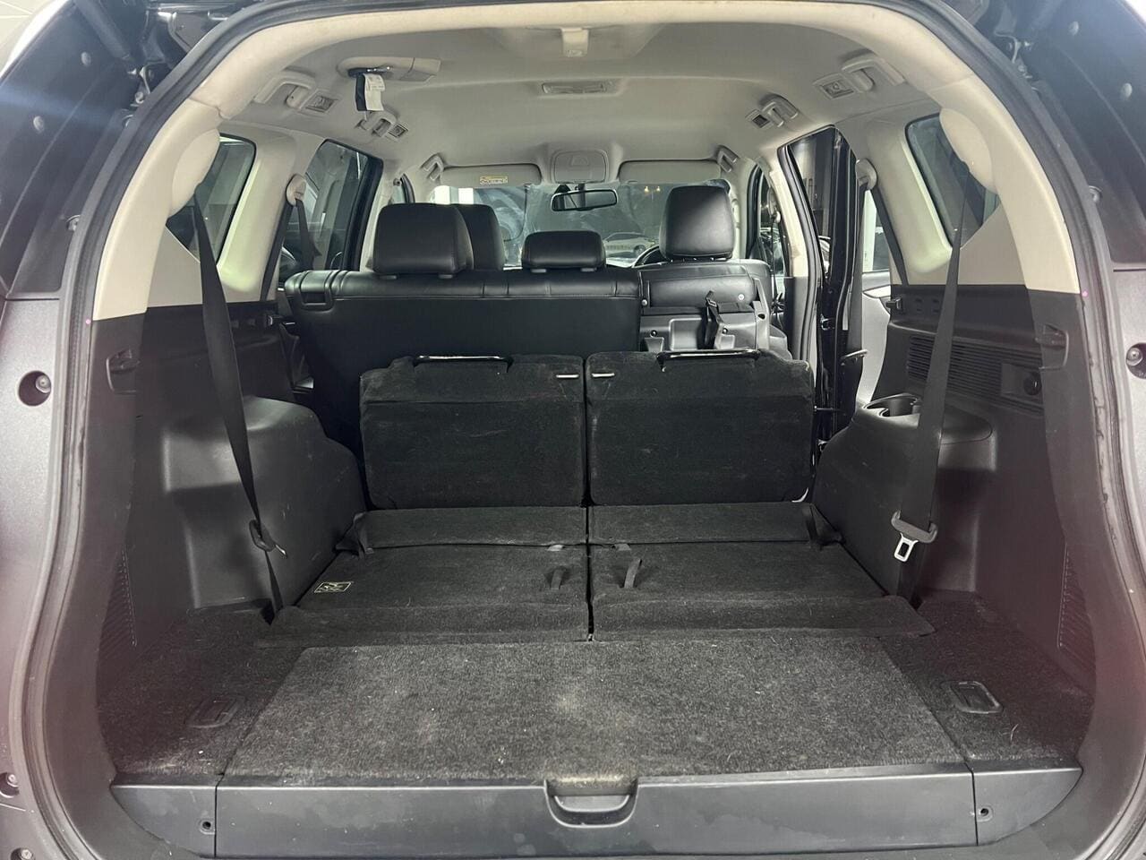 2020 Mitsubishi Shogun Sport (photo 44 of 44)