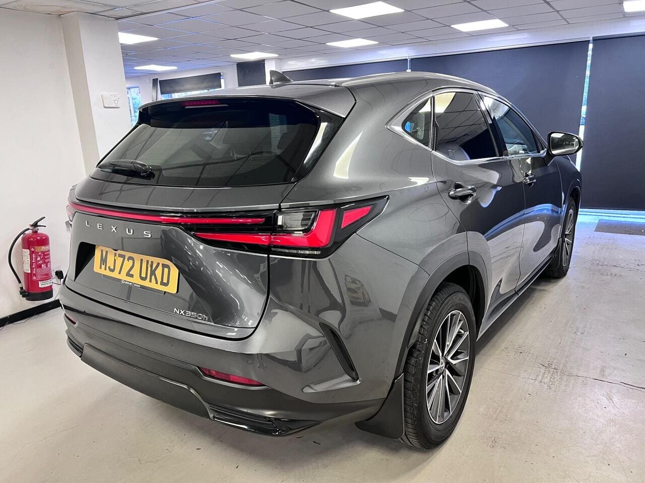 2022 Lexus NX, rear right (photo 5 of 30)