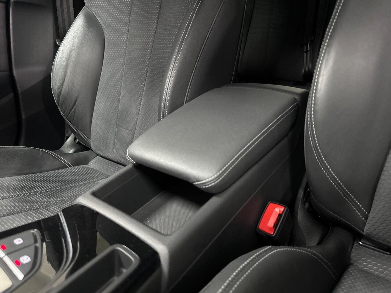 2023 Audi A5, seat front passenger (photo 44 of 56)
