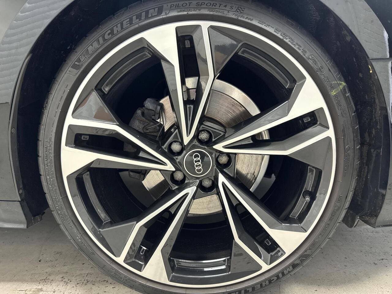 2023 Audi A5, wheel (photo 39 of 56)