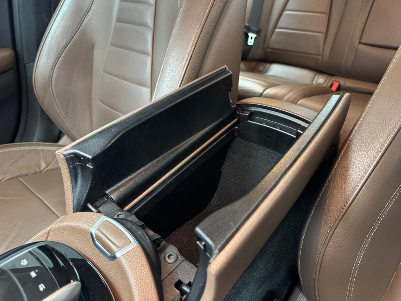 2018 Mercedes-Benz E Class, seat front passenger (photo 23 of 36)