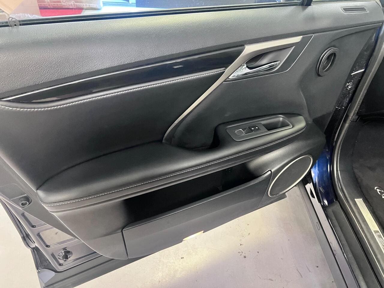 2020 Lexus RX (photo 37 of 45)