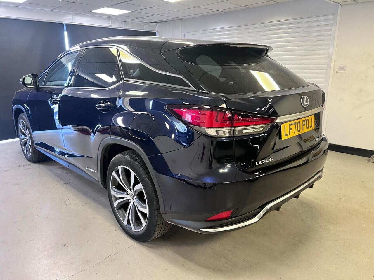 2020 Lexus RX, rear left (photo 7 of 45)