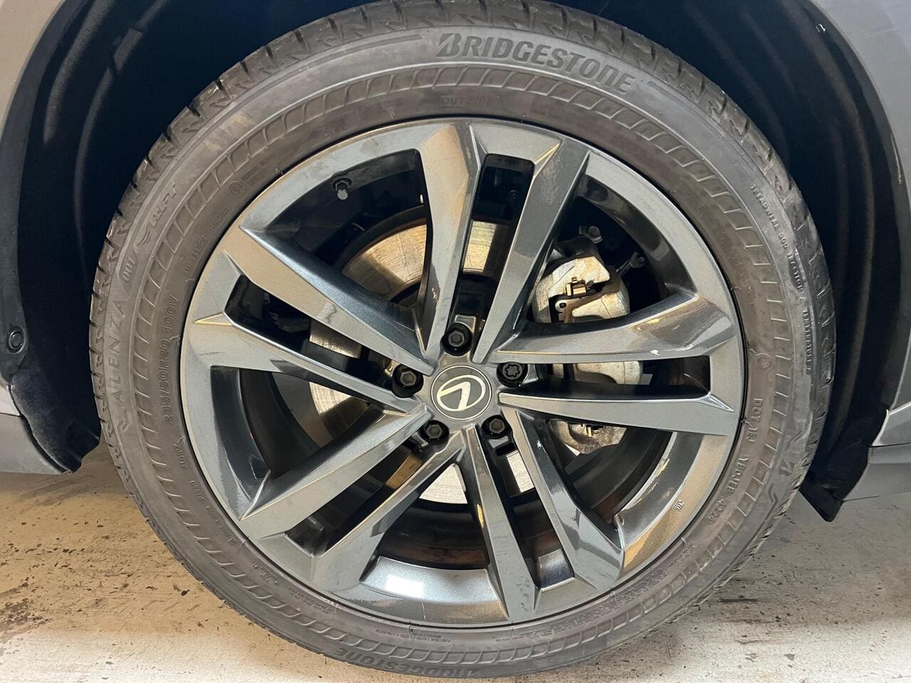 2022 Lexus NX, wheel (photo 43 of 46)