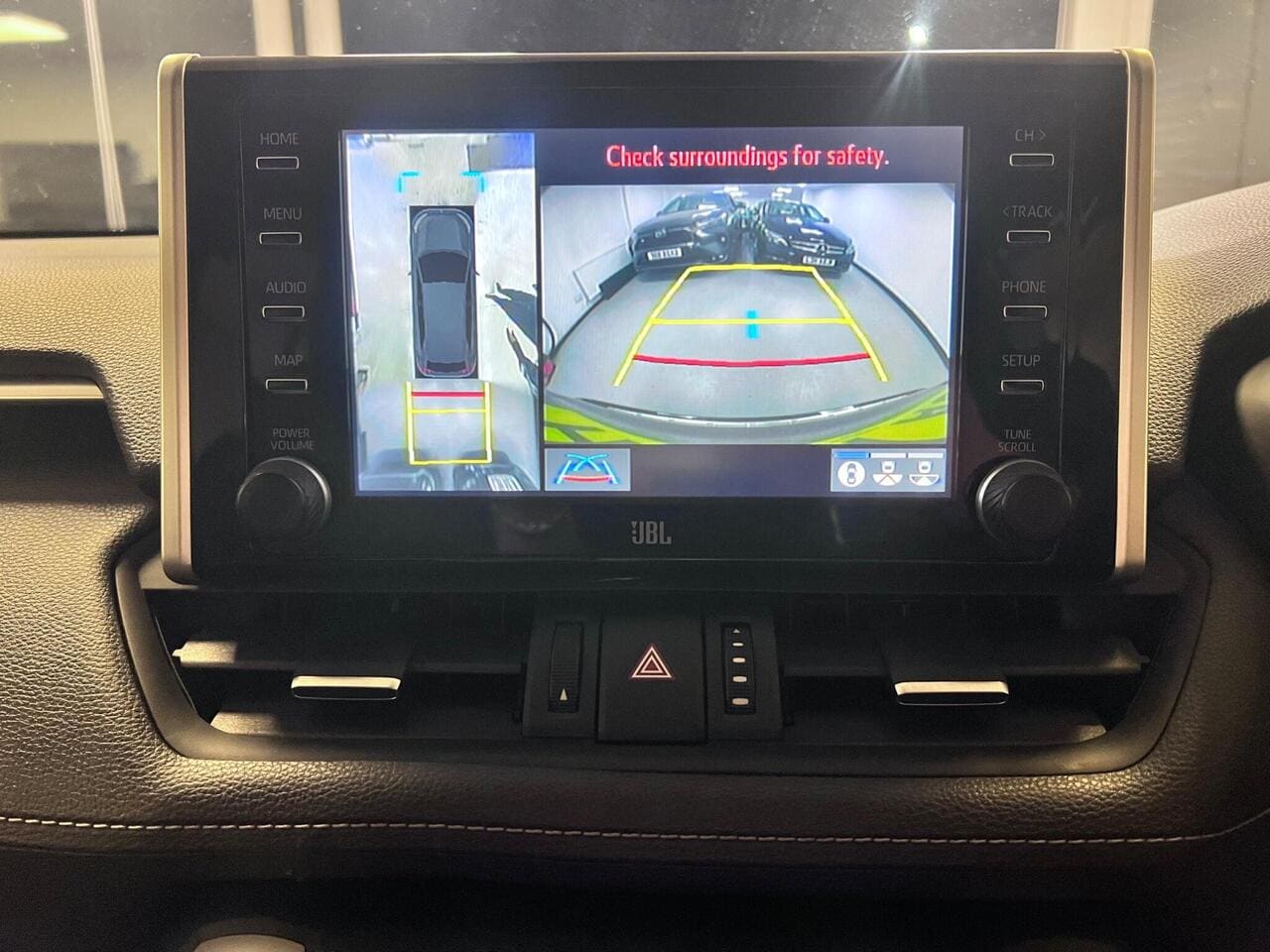 2021 Toyota RAV4, infotainment system (photo 34 of 38)