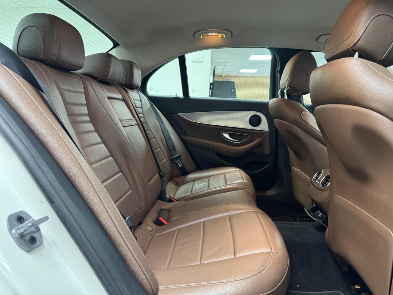 2018 Mercedes-Benz E Class, seats rear (photo 11 of 36)