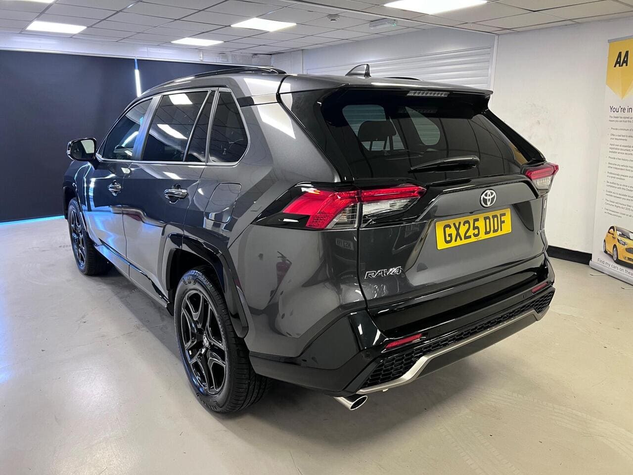 2025 Toyota RAV4, rear left (photo 7 of 41)