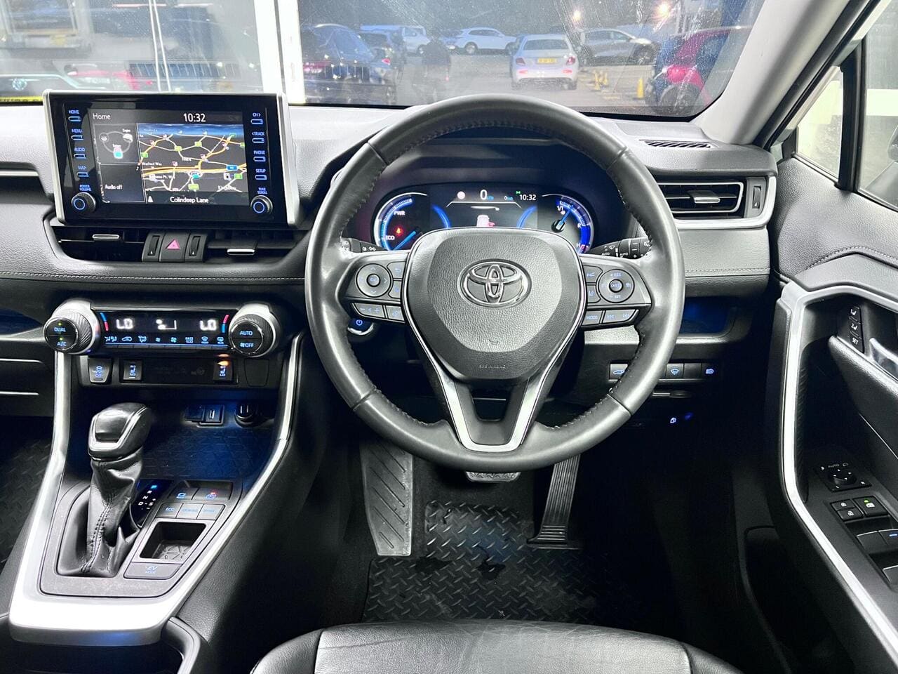 2020 Toyota RAV4 (photo 9 of 36)