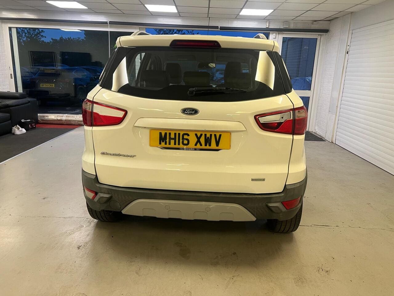 2016 Ford EcoSport, rear (photo 5 of 26)