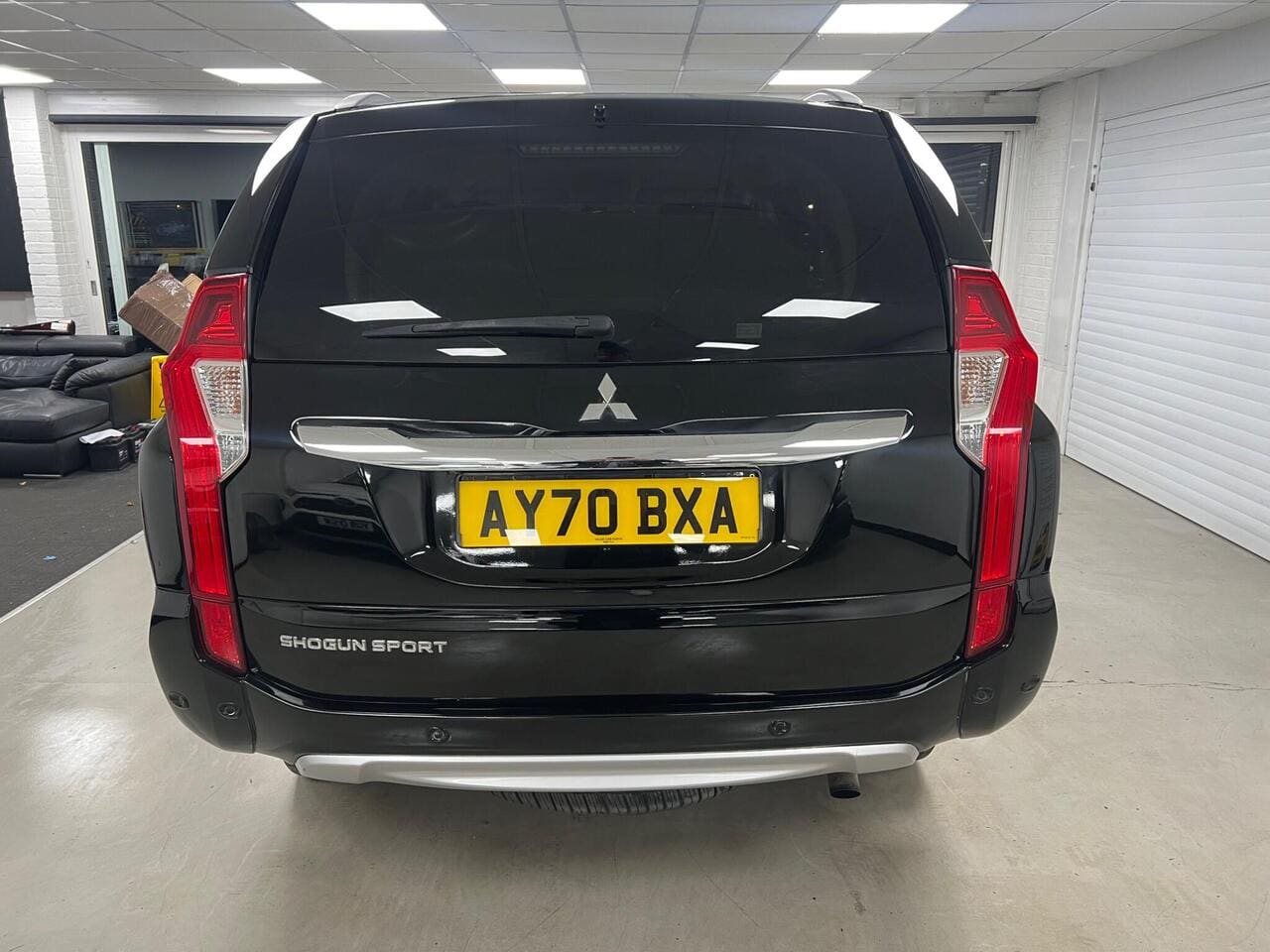 2020 Mitsubishi Shogun Sport, rear (photo 7 of 44)