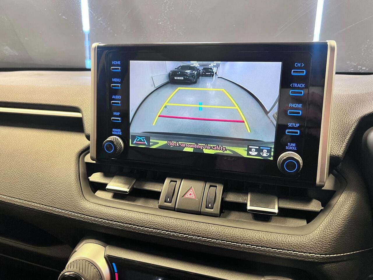 2019 Toyota RAV4, infotainment system (photo 31 of 37)